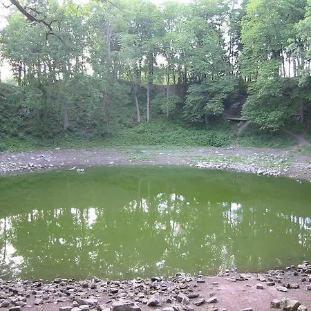 مكان تخييم Koljala Puhkekuela Kaali